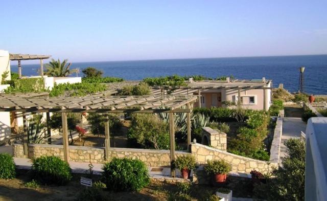 Nicolas Apartments Ierapetra  Bagian luar foto