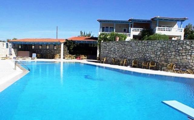 Nicolas Apartments Ierapetra  Bagian luar foto