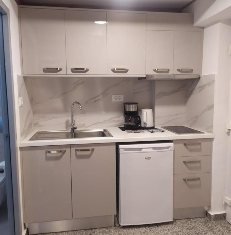Nicolas Apartments Ierapetra  Bagian luar foto