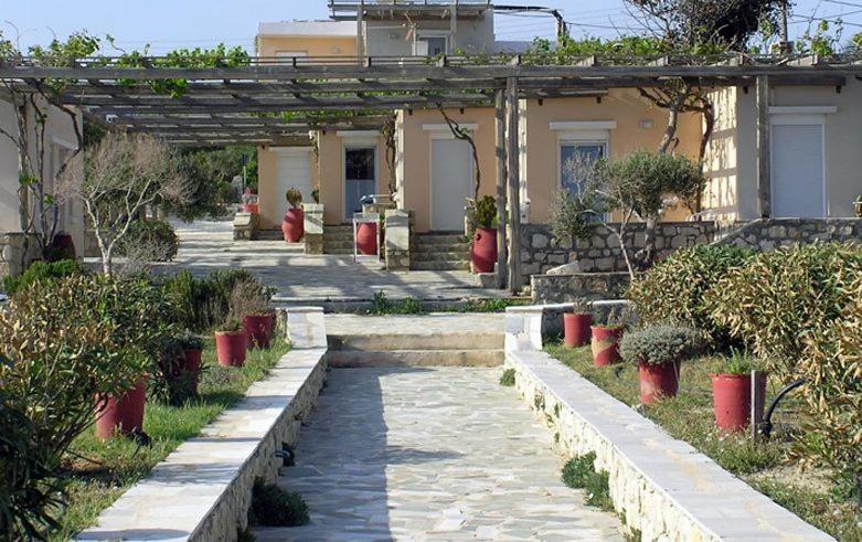 Nicolas Apartments Ierapetra  Bagian luar foto