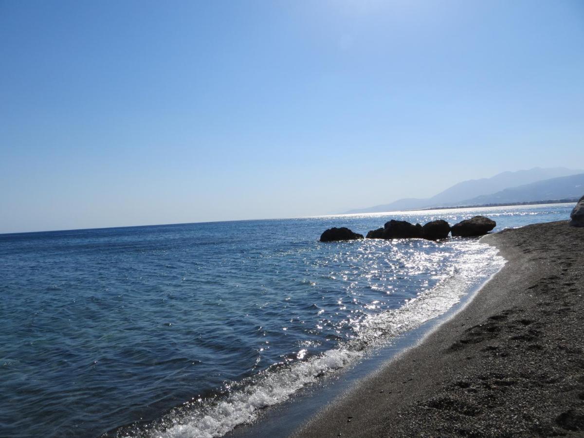 Nicolas Apartments Ierapetra  Bagian luar foto